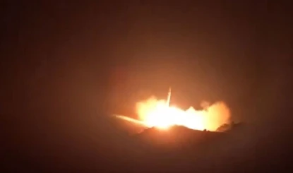 Iran Israel US War Day 25 Updates: ट्रंप के ‘शांति वार्ता’ के दावे को ईरान ने किया धुंआ-धुंआ, बहरीन और कुवैत में गूंज रहे सायरन 