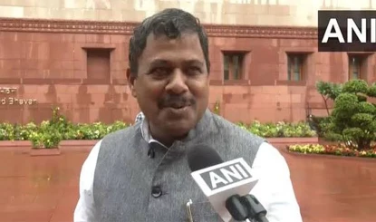 कभी Nitish के करीबी थे Girdhari Yadav, अब JDU ने ही Lok Sabha से अयोग्य ठहराने के लिए खोला मोर्चा