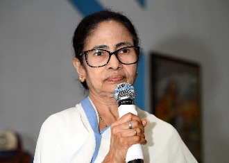 West Bengal Election से पहले Mamata Banerjee का मास्टरस्ट्रोक? एक झटके में छोड़े 23 बड़े पद!