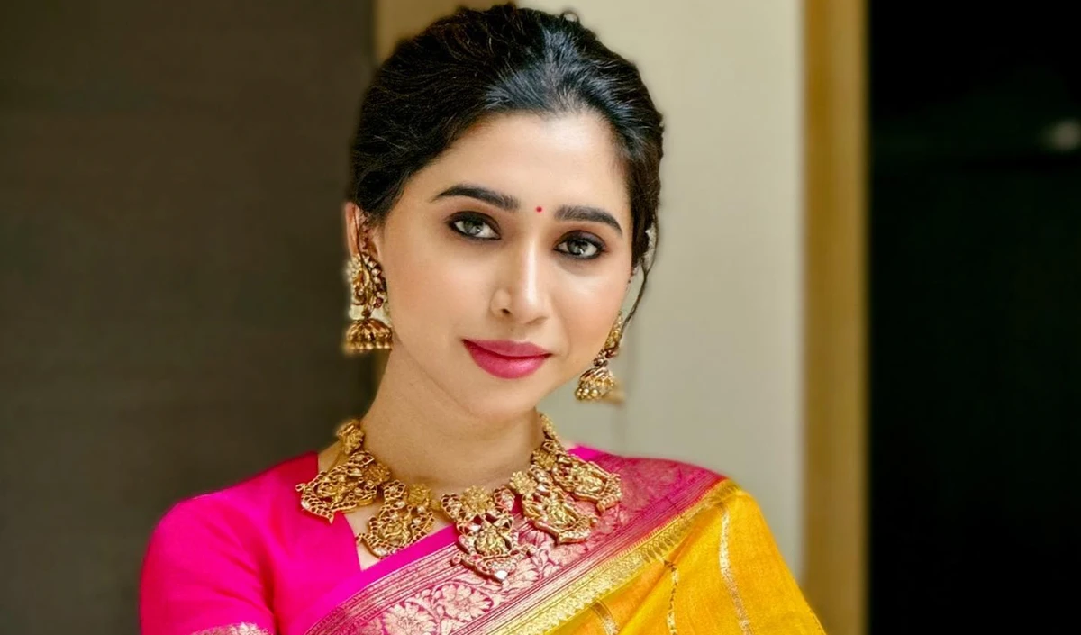 Aarti Ravi Aarti Ravi