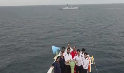 Hormuz Strait Crisis: तनाव के बीच भारत को मिली बड़ी राहत, LPG टैंकर Jag Vasant गुजरात पहुंचा