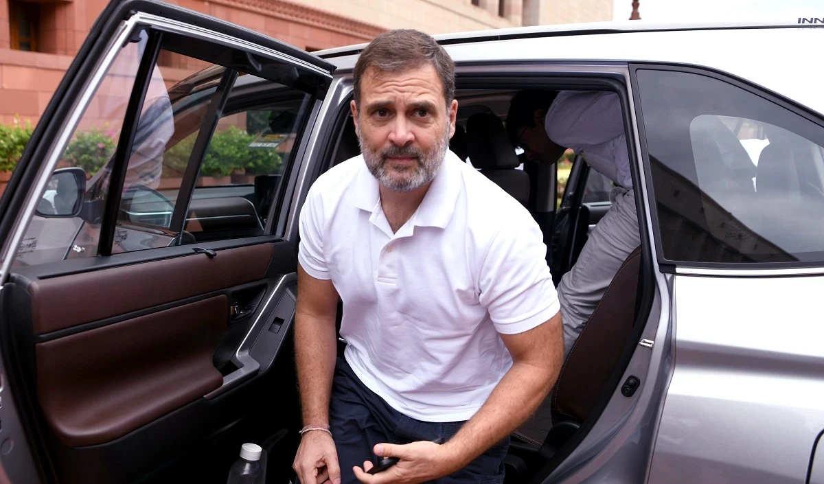 Rahul Gandhi Citizenship विवाद में नया मोड़, Allahabad High Court ने केंद्र से मांगे सारे रिकॉर्ड्स