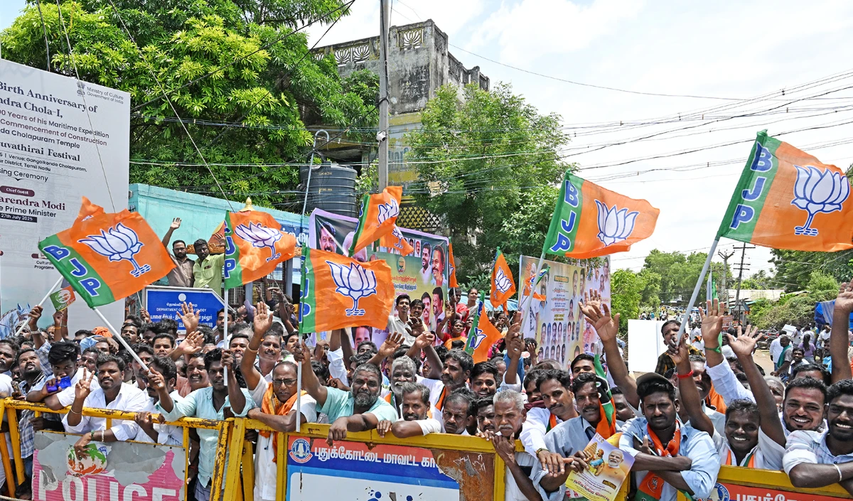 Assam में BJP का 'ऑपरेशन क्लीन', चुनाव से ठीक पहले 9 बागी नेताओं को पार्टी से किया गया बाहर