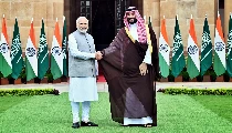 West Asia संकट पर PM Modi की Saudi Prince से बात, Energy इंफ्रा पर हमलों की कड़ी निंदा की West Asia संकट पर PM Modi की Saudi Prince से बात, Energy इंफ्रा पर हमलों की कड़ी निंदा की