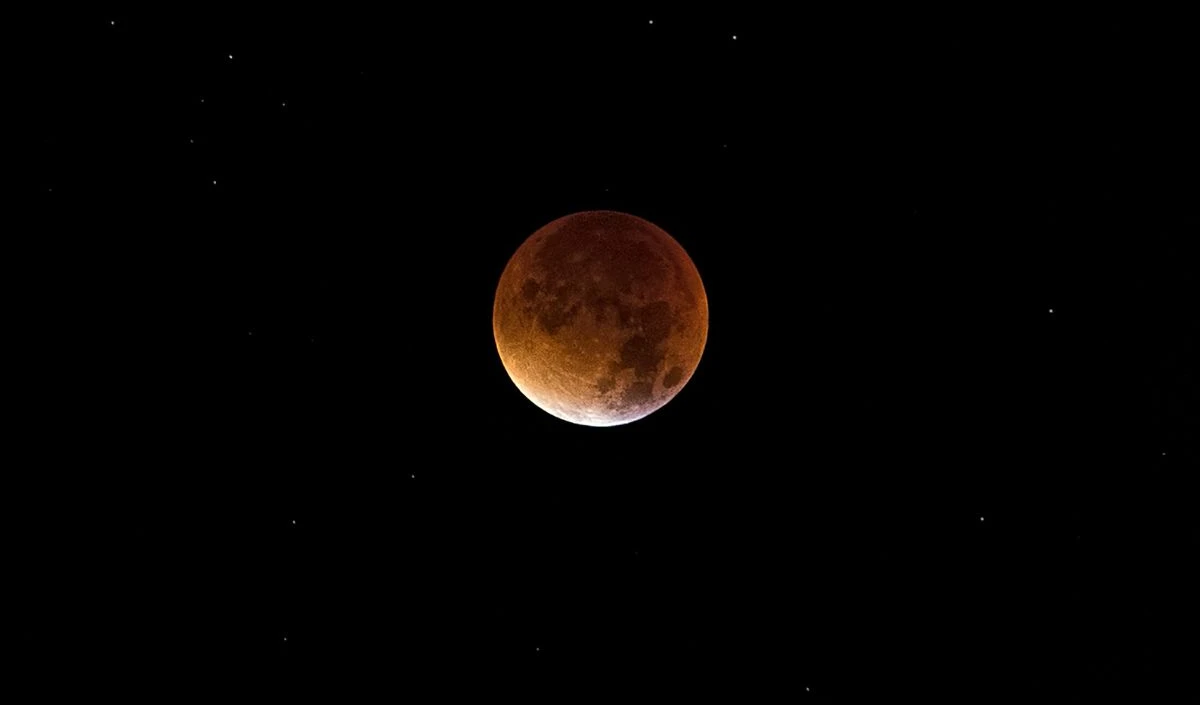 online watch link lunar eclipse 2026