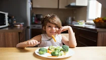 Child Health: ये 6 देसी Superfoods हैं कमाल, महीने भर में बढ़ेगा बच्चे का Weight Gain