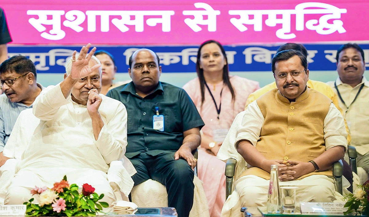 Prabhasakshi NewsRoom: Nitish Kumar के साथ ही Nitin Nabin ने भी छोड़ी 'बिहार की राजनीति', नये CM का नाम लगभग तय