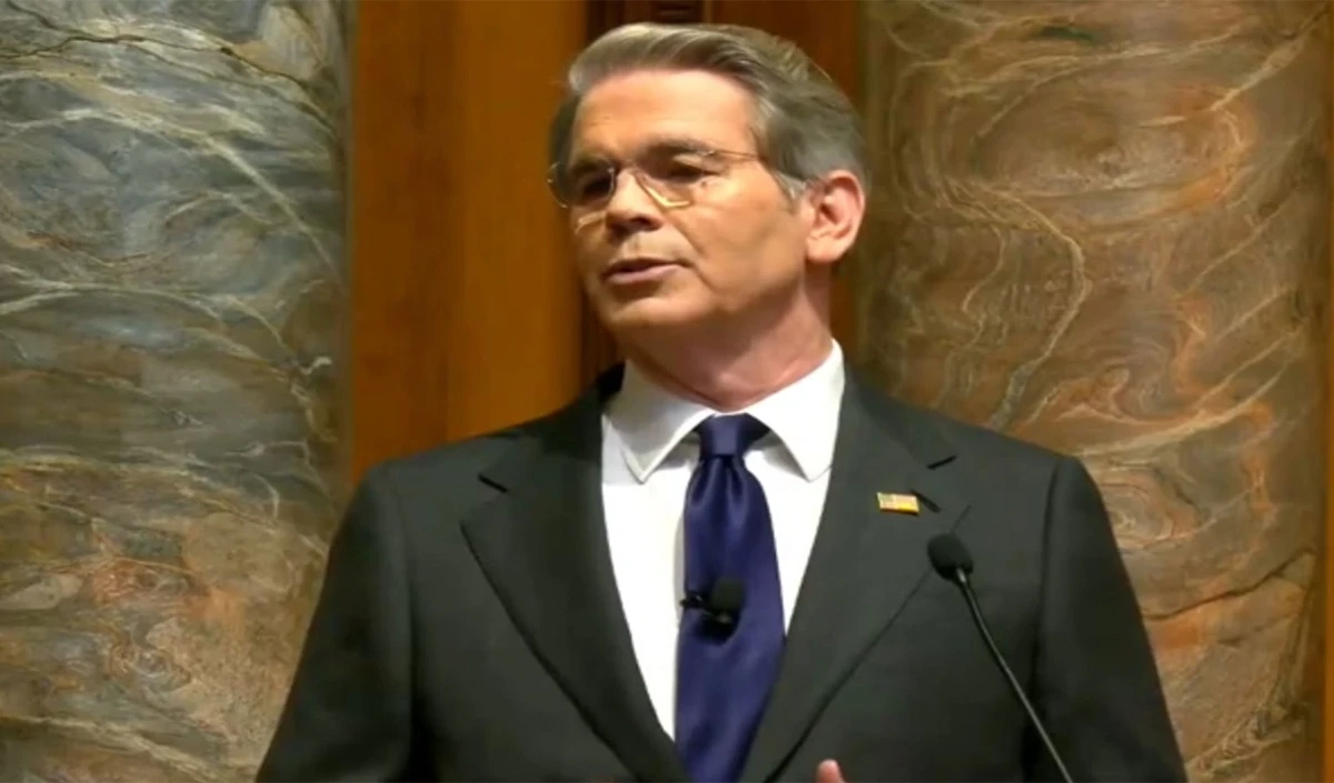 America on Russian Oil: भारतीय अच्छे एक्टर रहे हैं,रूसी तेल पर ट्रंप के मंत्री की ये कैसी तारीफ?