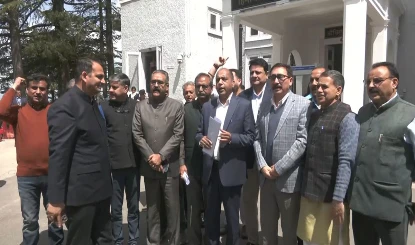 पंचायत रोस्टर पर Himachal Assembly में बवाल, BJP के नारों से गूंजा सदन, कार्यवाही स्थगित।