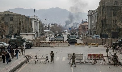 Islamabad Peace Talks | क्यों किले में तब्दील हुआ इस्लामाबाद! Pakistan पर होने वाला है भीषण हमला? आसमान में लड़ाकू विमानों का पहरा