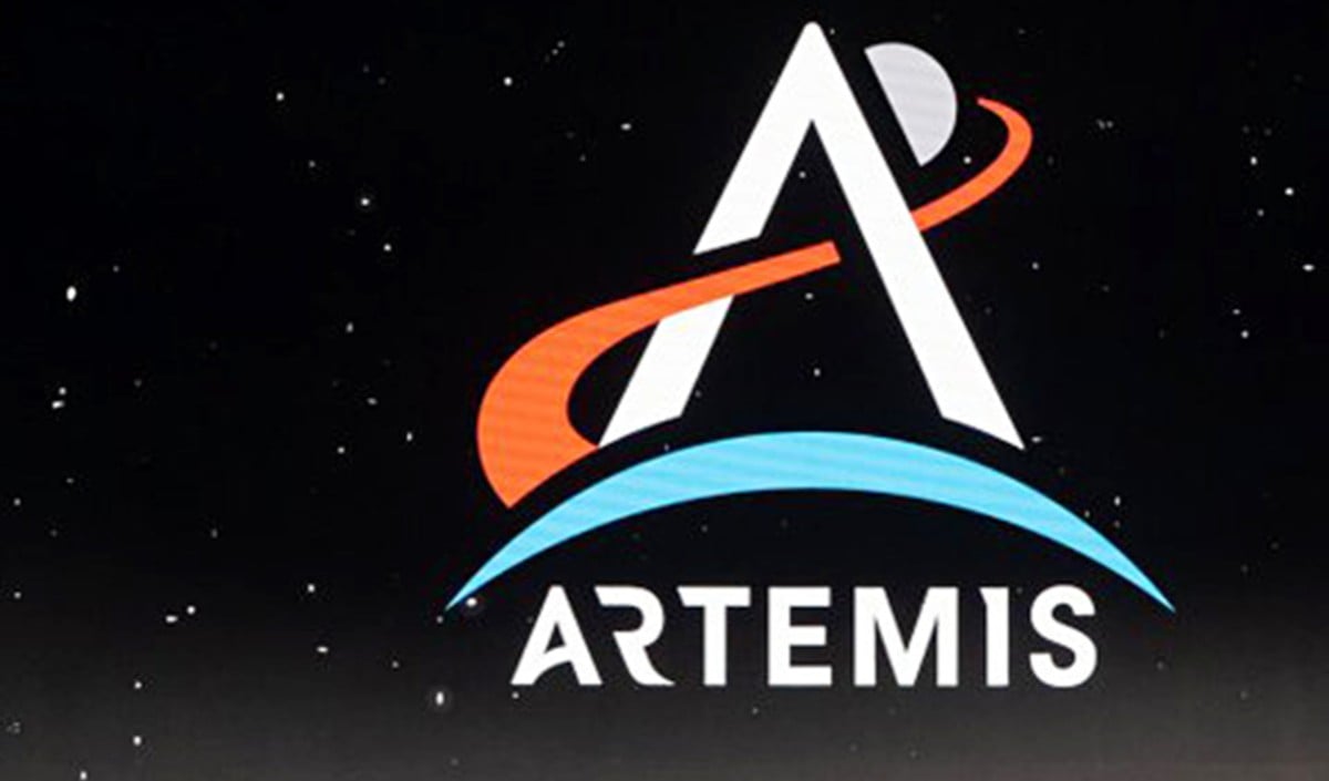 Artemis II Completes Journey | मानव इतिहास की सबसे लंबी यात्रा का सुखद अंत, प्रशांत महासागर में लौटा आर्टेमिस-2 दल