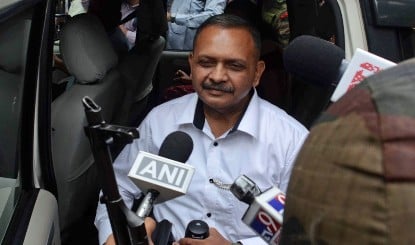 Prabhasakshi NewsRoom: Shrikant Purohit को मिला प्रमोशन, कर्नल से बने ब्रिगेडियर, साजिशकर्ताओं को लगा बड़ा झटका