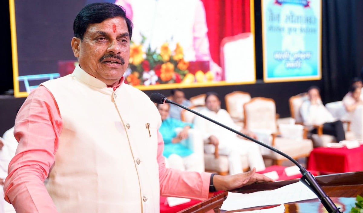 'वंदे मातरम्' गाने से इनकार पर आगबबूला हुए CM Mohan Yadav, पूरी Congress से मांगा इस्तीफा