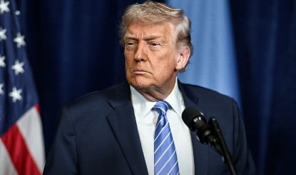 Nuclear Deal पर बात बिगड़ी तो भड़के Trump, Hormuz में US Warships तैनात, नाकाबंदी का ऐलान