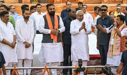 Bihar का अगला कप्तान कौन? Nitish की Exit से पहले Delhi में मंथन, BJP में सस्पेंस बरकरार