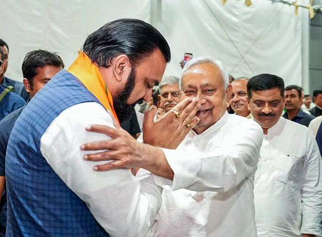 बिहार के मुख्यमंत्री बने सम्राट चौधरी