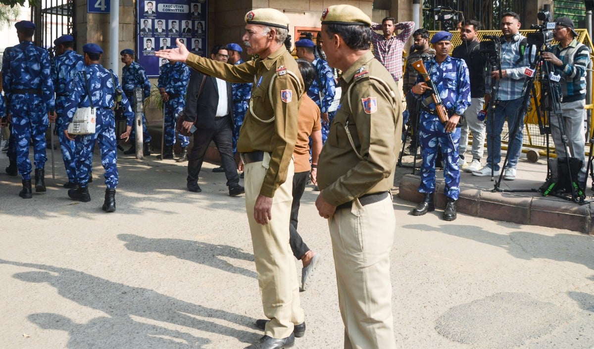 अयान अहमद के फोन में मिले 350 अश्लील वीडियो! 180 लड़कियों के शिकार का दावा, दहल गया महाराष्ट्र! Amravati Viral Video Case