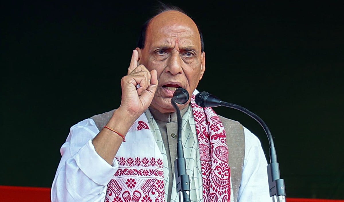 Rajnath Singh का TMC पर सीधा प्रहार, बोले- West Bengal में विकास नहीं, सिर्फ विनाश हुआ है