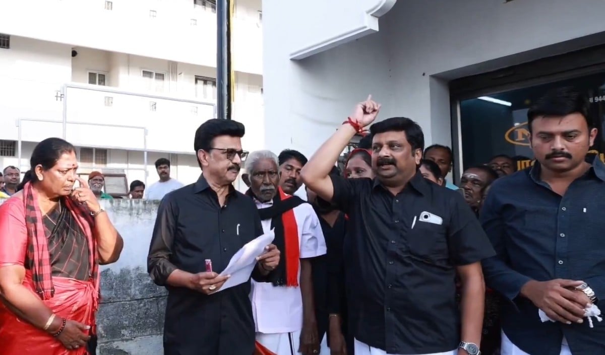 'द्रविड़ भूमि में फैलेगी आग', तमिलनाडु के मुख्यमंत्री MK स्टालिन ने परिसीमन बिल की कॉपी जलाई | VIDEO