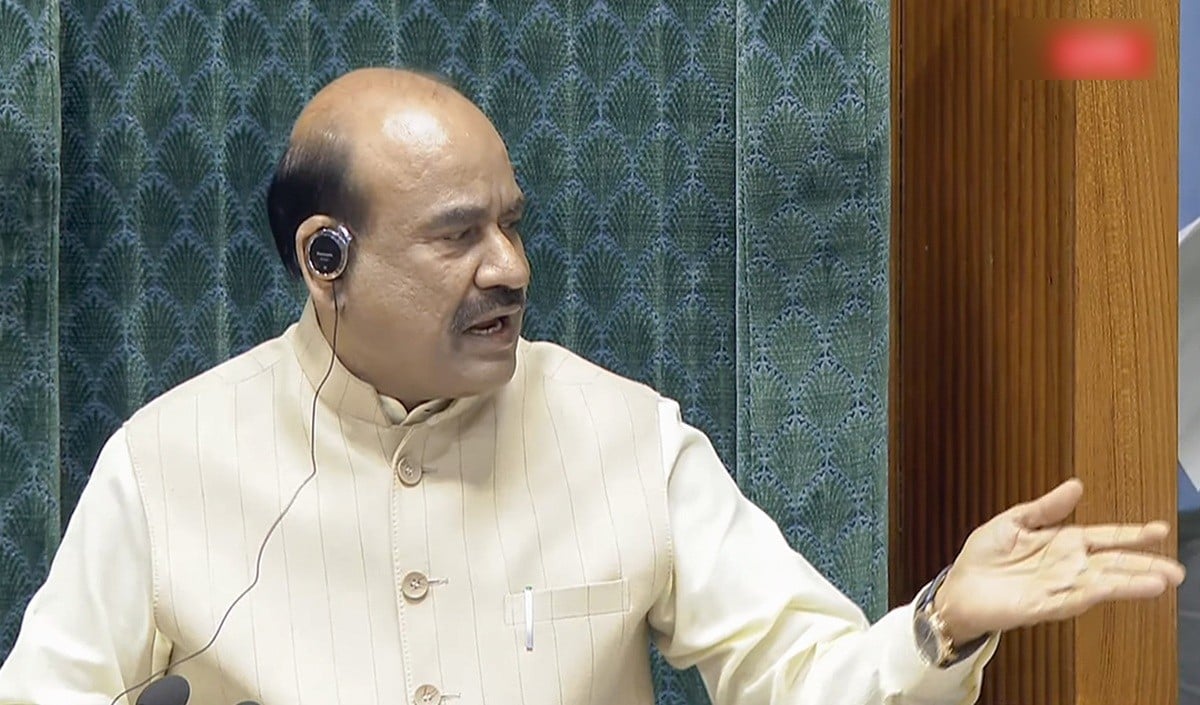 Lok Sabha में Rahul Gandhi ने उठाया माइक का सवाल, Speaker Om Birla का तंज- सिर्फ आपका ही बंद होता है