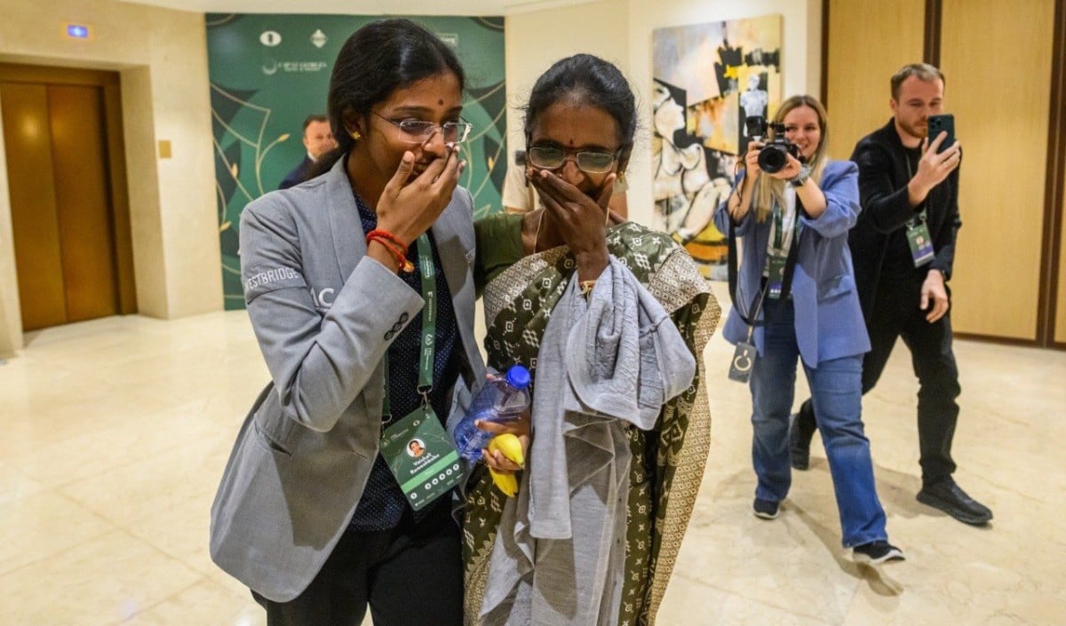 Chess: Vaishali Rameshbabu ने रचा इतिहास, Candidates टूर्नामेंट जीतकर World Champion की चैलेंजर बनीं।