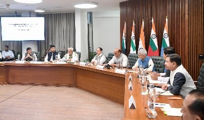 West Asia में बढ़ते तनाव पर High Level Meeting, राजनाथ सिंह ने बनाई Risk Management की रणनीति