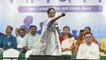 Nari Shakti Bill पर Mamata Banerjee का PM Modi पर वार, पूछा- अब अपनी इमेज बचाने के लिए रो रहे हैं?