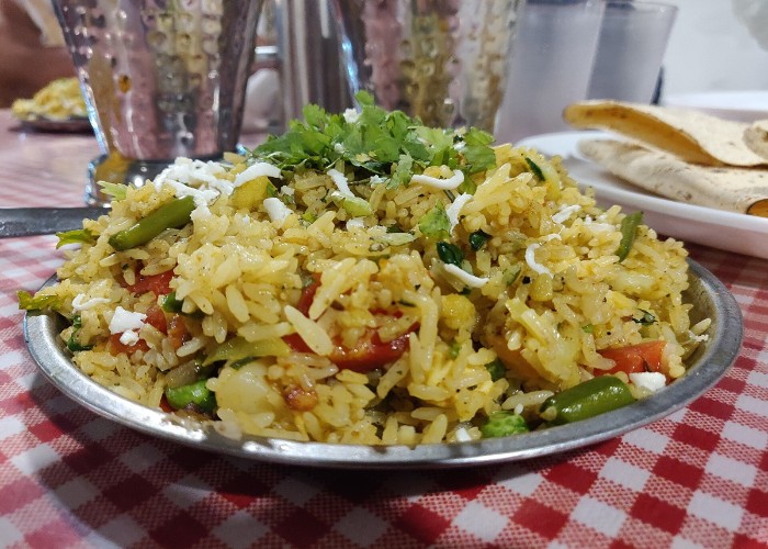 Kitchen Tips: लौकी को दें नया Twist, बनाएं ये हेल्दी Pulao और Kebab, Kids भी कहेंगे Wow