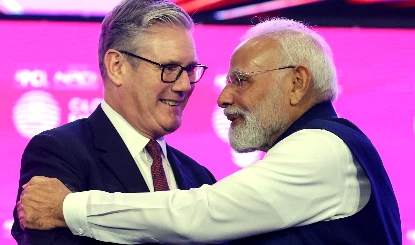 West Asia में गहराया तेल संकट, Hormuz को खुलवाने के लिए UK के 