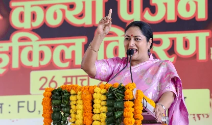 Delhi में प्रदूषण पर 