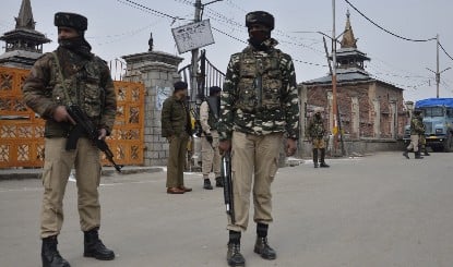 Jammu and Kashmir Tragic Accident | उधमपुर में अनियंत्रित होकर पलटी यात्री बस, 15 की मौत, कई गंभीर