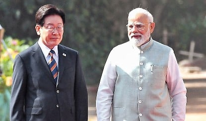 भारत व दक्षिण कोरिया के बीच हुई नई डील के सियासी निहितार्थ 