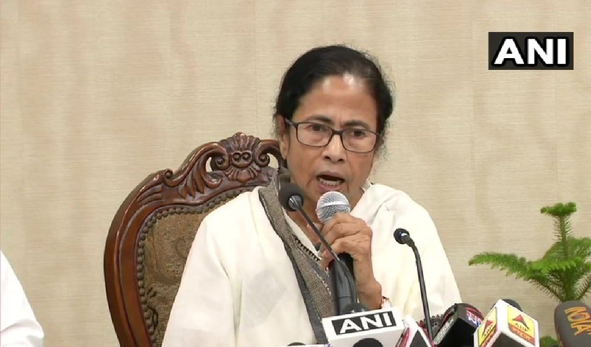 West Bengal चुनाव से पहले Mamata Banerjee को झटका, Supreme Court बोला- 'CM ने System खतरे में डाला'