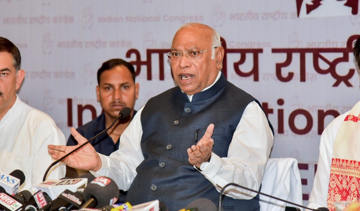 'मैंने PM Modi को आतंकी नहीं कहा',सफाई देते हुए Mallikarjun Kharge बोले- ED और CBI का आतंक फैला रहे हैं