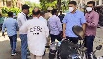  IRS Officer Daughter Murder | अमर कॉलोनी का हैवान! रेप के बाद बेदम हुई बेटी, फिर तिजोरी खोलने के लिए लाश को सीढ़ियों से घसीटा!