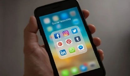 Norway का बड़ा फैसला: 16 साल से कम उम्र के बच्चों के लिए Social Media होगा बैन!