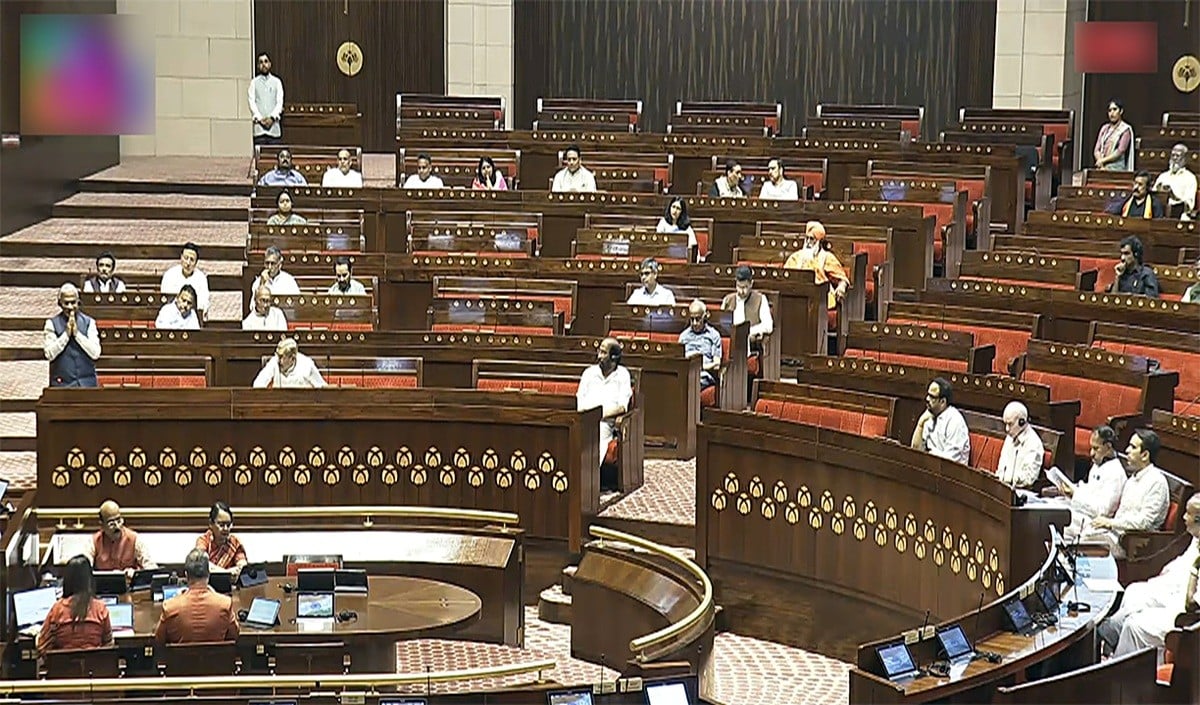 Rajya Sabha का नंबर गेम: 7 AAP सांसदों के आने से BJP हुई 113, अब बिल पास कराना होगा आसान