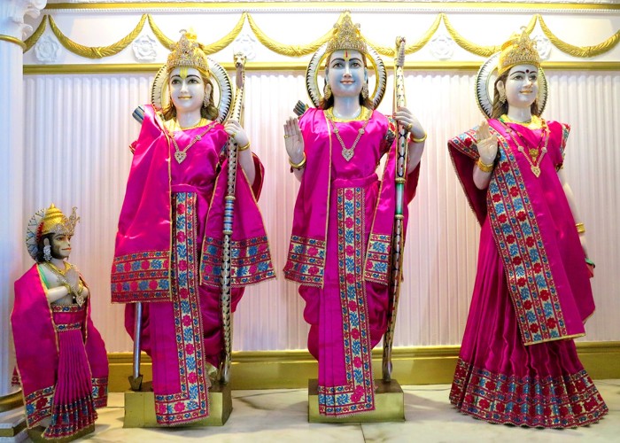 Sita Navami Ke Upay: एक उपाय से मिलेंगे कई Blessings, सुखी दांपत्य के साथ होगी धन की वर्षा