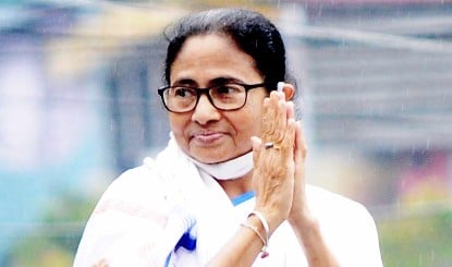 West Bengal Government Schemes: West Bengal में महिलाओं के Account में सीधे पैसा, जानें किसे मिलती है यह राशि