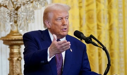 Donald Trump प्रशासन का बड़ा फैसला! ईरान और रूस के तेल पर 