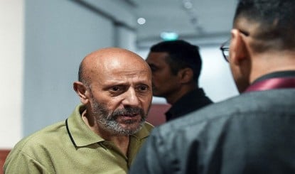 बीमार पिता के लिए Engineer Rashid पहुंचे Delhi High Court, निचली अदालत से नहीं मिली थी राहत