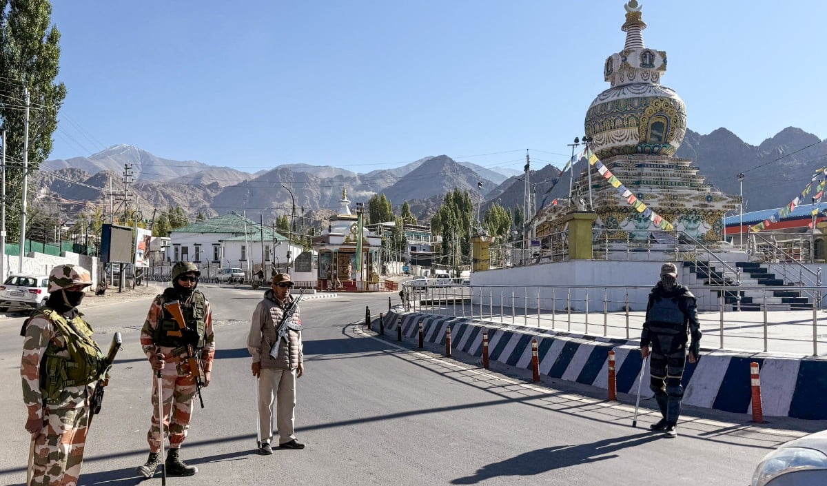 लद्दाख के लिए ऐतिहासिक दिन! 5 नए ज़िलों के गठन को LG की मंज़ूरी, अब 2 के बजाय होंगे 7 ज़िले