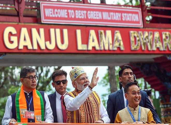प्रधानमंत्री मोदी ने सिक्किम की यात्रा