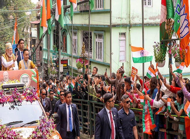 प्रधानमंत्री मोदी ने सिक्किम की यात्रा