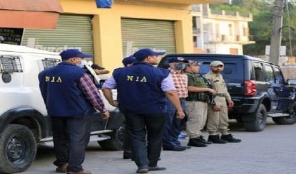 बंगाल में Voting से पहले बमबाजी का डर, शांतिपूर्ण चुनाव के लिए EC ने NIA को सौंपी कमान