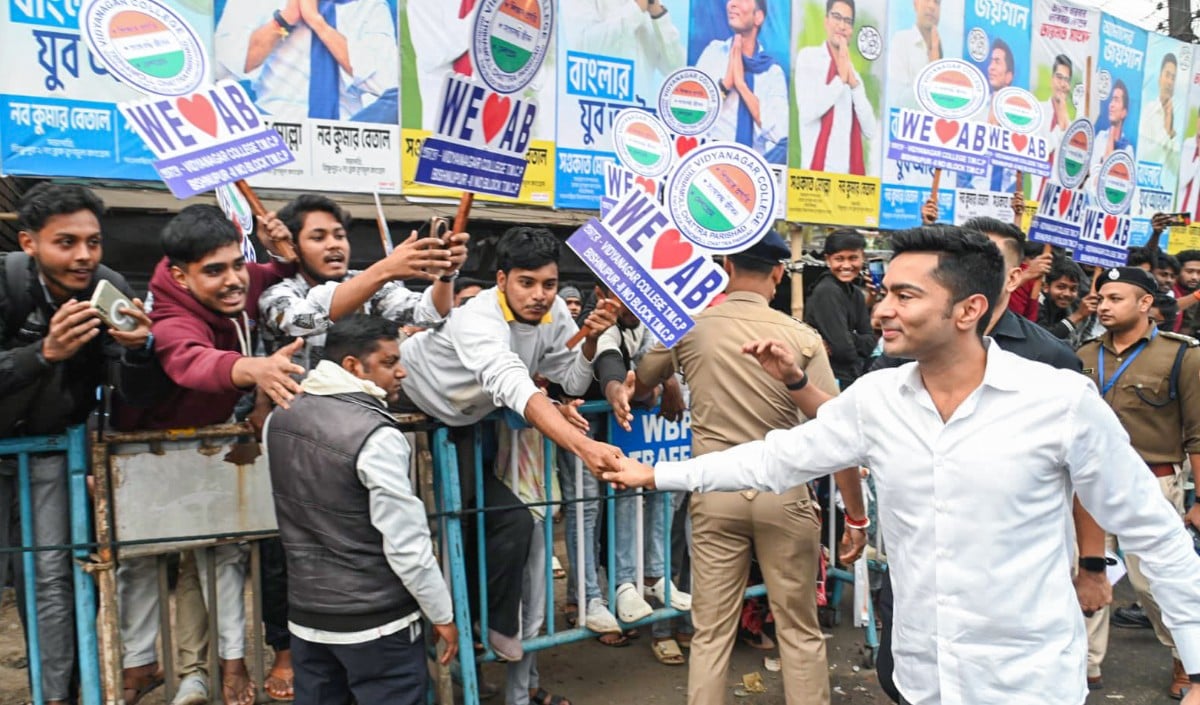 Inside Story West Bengal Diamond Harbour | बंगाल का 'लियारी'? डायमंड हार्बर में अजय पाल शर्मा की तैनाती और EVM विवाद ने बढ़ाया राजनीतिक पारा