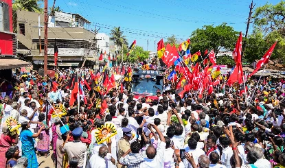 Explained | MGR और जयललिता जैसा साहस: चेन्नई की 16 सीटों पर विजय की 