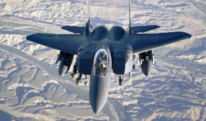 Iran ने मार गिराया US F-15 विमान, 2 Pilot लापता! क्या ईरानी सेना की हिरासत में हैं अमेरिकी सैनिक?