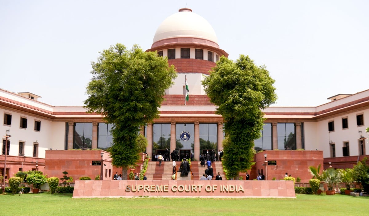 'नागरिकों का सम्मान करें', नाबालिग की प्रेग्नेंसी पर केंद्र की याचिका देख भड़का सुप्रीम कोर्ट