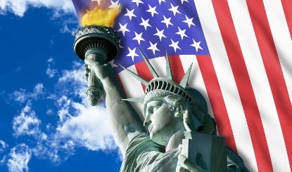 America की Economy पर बड़ा संकट! Amazon-Airlines ने बढ़ाया चार्ज, महंगाई बेकाबू